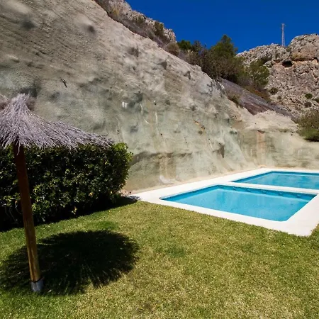 Mascarat 57 * Altea